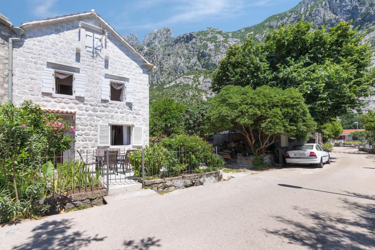 Old Stone Villa Lalosevic Kotor Exteriör bild